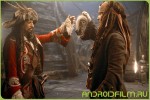 Фильм Пираты Карибского моря: На краю Света (2007) для телефонов